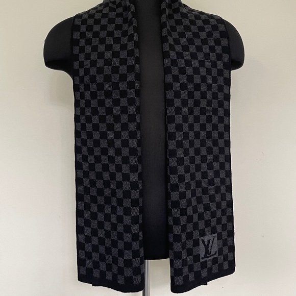 New Louis Vuitton Scarf Damier Wool Black Gray Wrap - Picture 4 of 8